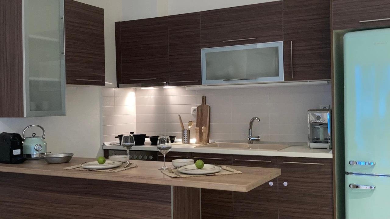 וולוס Bright Luxury Apt. מראה חיצוני תמונה