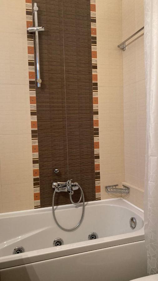 וולוס Bright Luxury Apt. מראה חיצוני תמונה