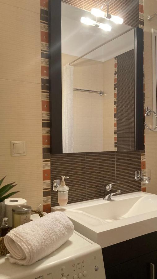 וולוס Bright Luxury Apt. מראה חיצוני תמונה