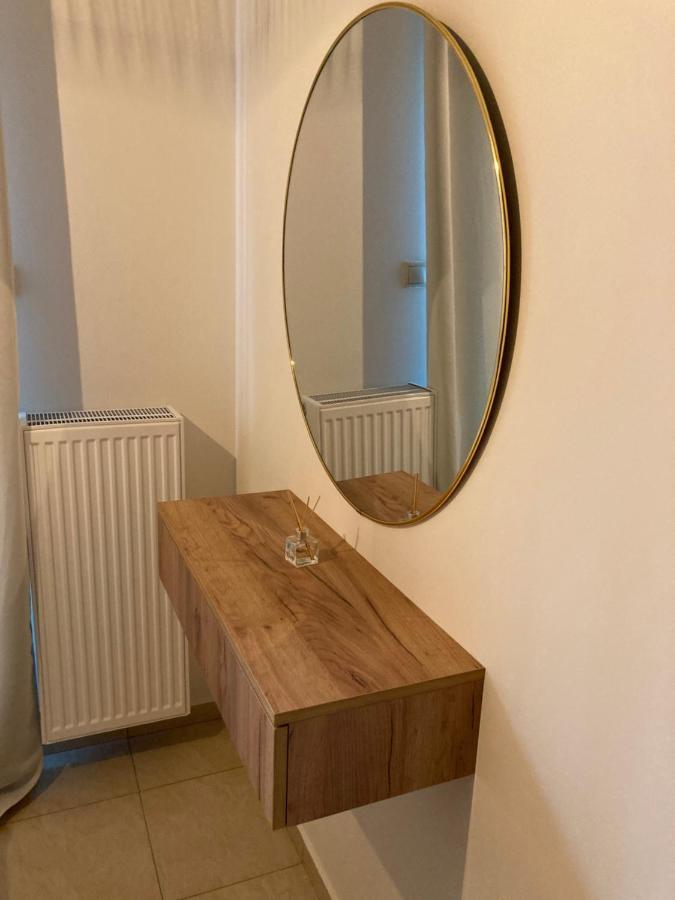 וולוס Bright Luxury Apt. מראה חיצוני תמונה